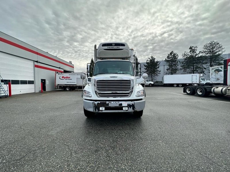 Transportation/Trucks  2018 Freightliner M2-112 Photo