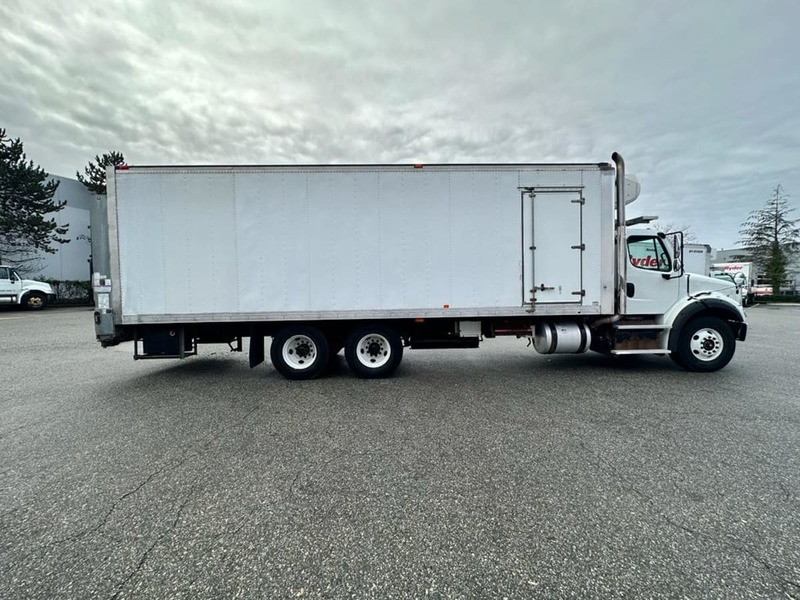 2018 Freightliner M2-112