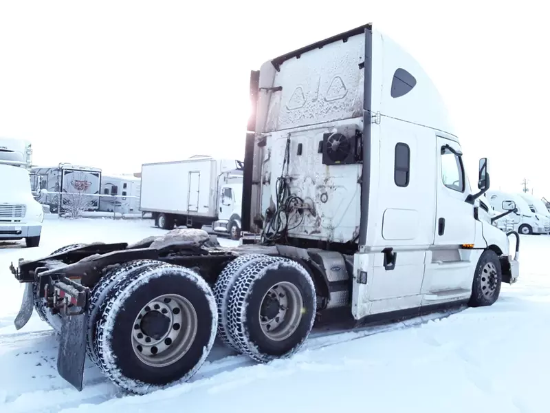 Transportation/Trucks  2020 Freightliner CASCADIA Photo