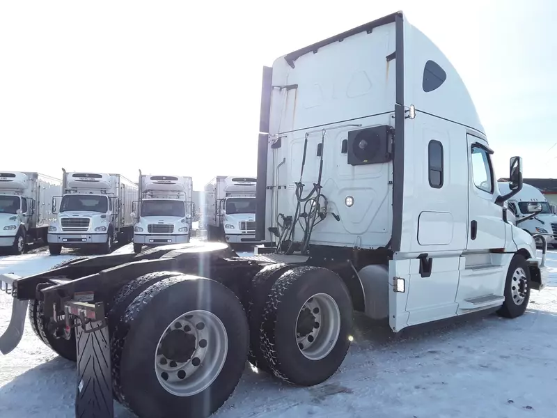 Transportation/Trucks  2020 Freightliner CASCADIA PX12664 Photo