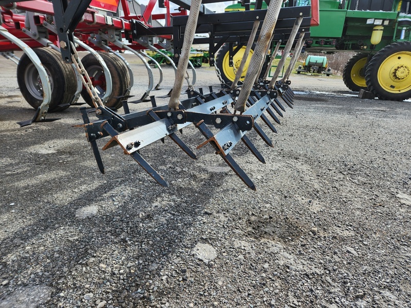 Cultivators  Wil-Rich 2800 Cultivator Photo