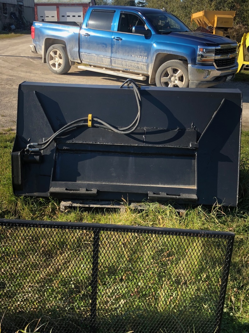 Attachments  Auger Unload Feeder Bucket 6ft - Skid Steer & Quick Attach Photo