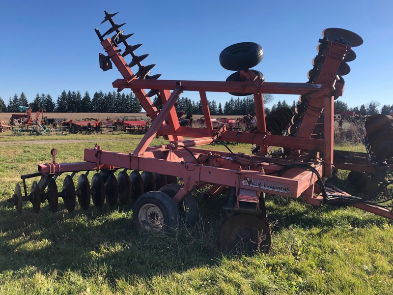 Tillage - Discs  Allis Chalmers 16ft Centerfold Disc Photo