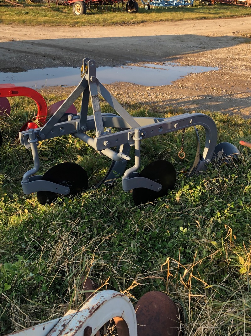 Tillage - Plows  Ferguson 3pth 2F Furrow Plow Photo