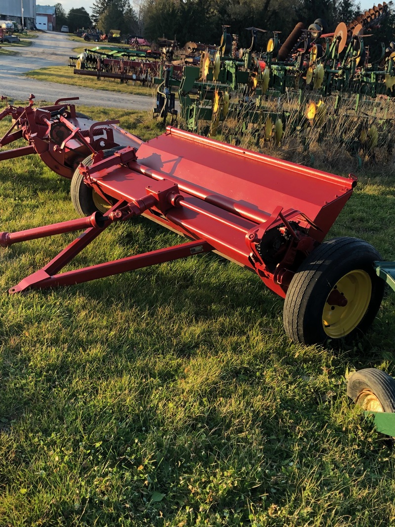 Hay/Forage/Livestock  New Holland 401~ Steel Mesh Hay Crimper Photo