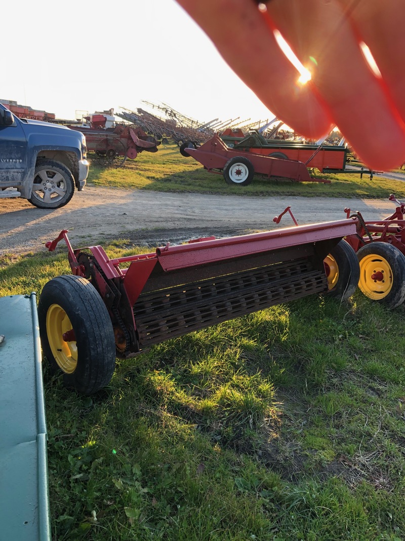 Hay/Forage/Livestock  New Holland 401~ Steel Mesh Hay Crimper Photo