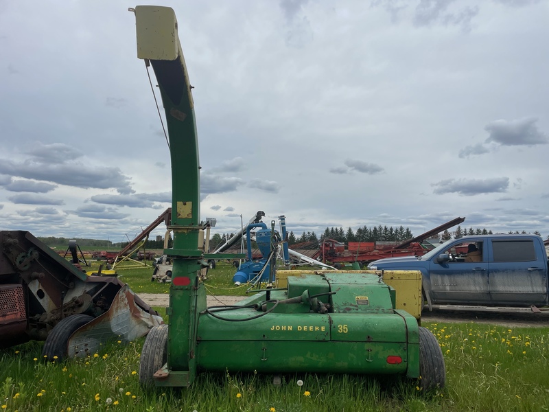 Hay/Forage/Livestock  John Deere 35 Forage Harvester with Hay Head Photo