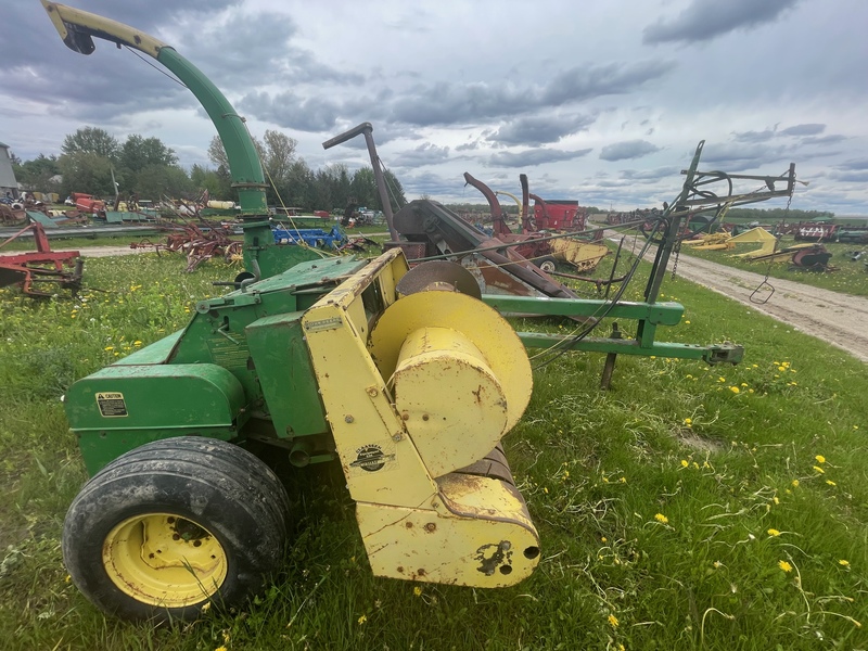 Hay/Forage/Livestock  John Deere 35 Forage Harvester with Hay Head Photo