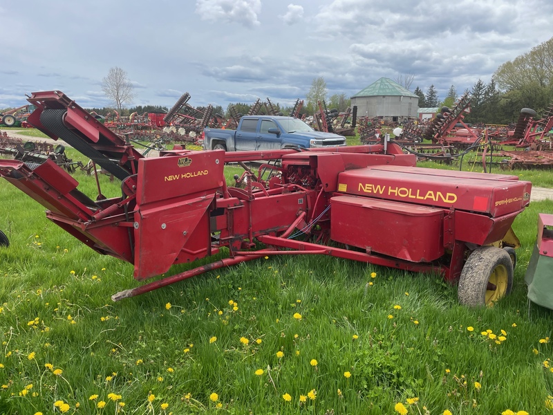 Hay/Forage/Livestock  New Holland 310 Baler with Thrower & Super Sweep Photo