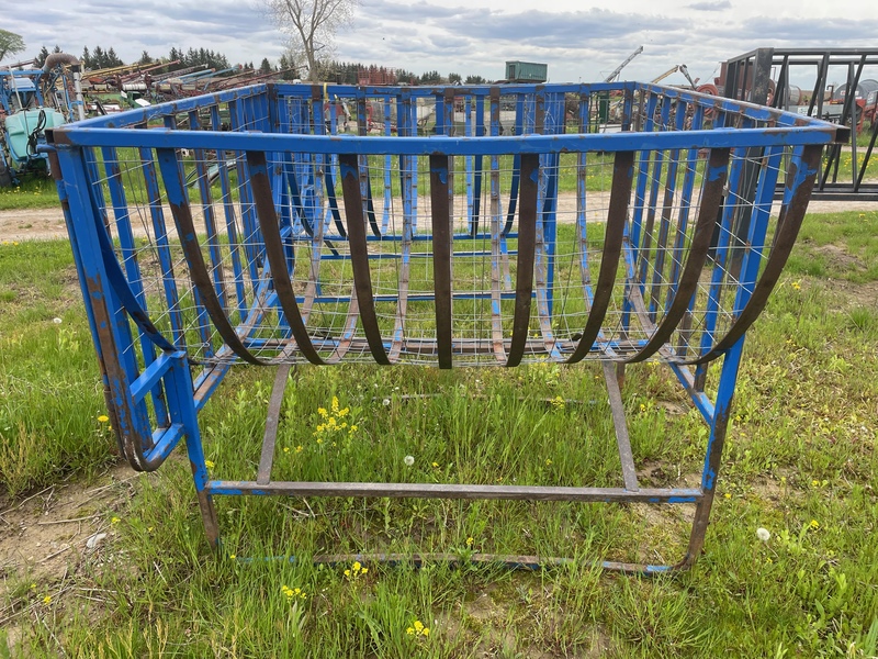 Hay/Forage/Livestock  Mar-Weld Round Bale Feeders Photo