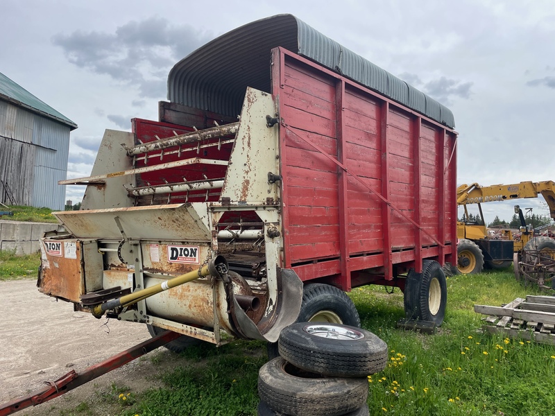 Hay/Forage/Livestock  Dion Forage Wagon - Heavy Gear Photo