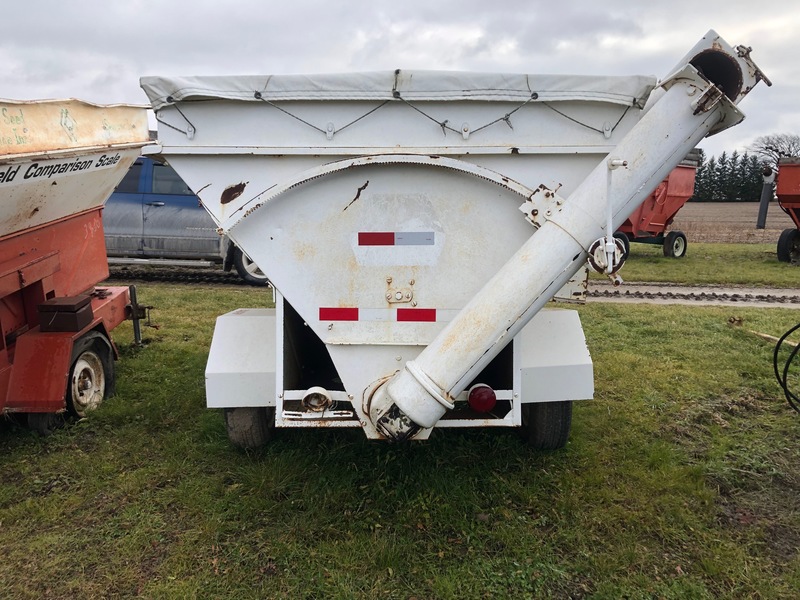 Grain Handling  Weight Transfer Comparison Scale - With Unloading Auger • Gas Engine with Tarp Photo