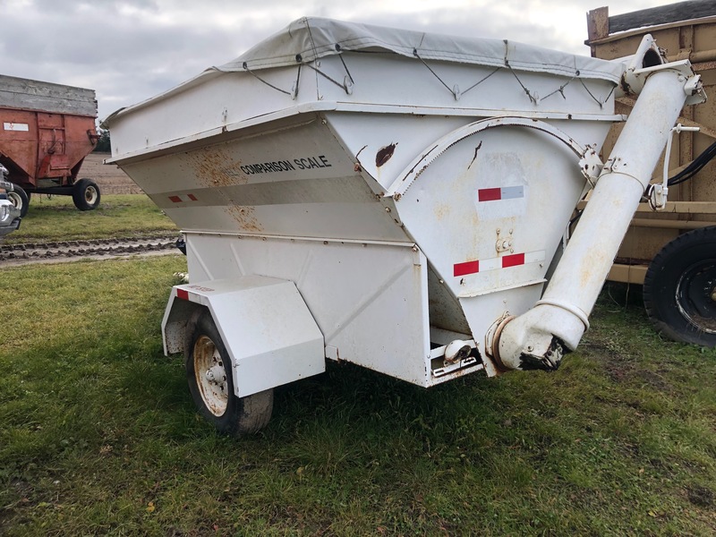 Grain Handling  Weight Transfer Comparison Scale - With Unloading Auger • Gas Engine with Tarp Photo