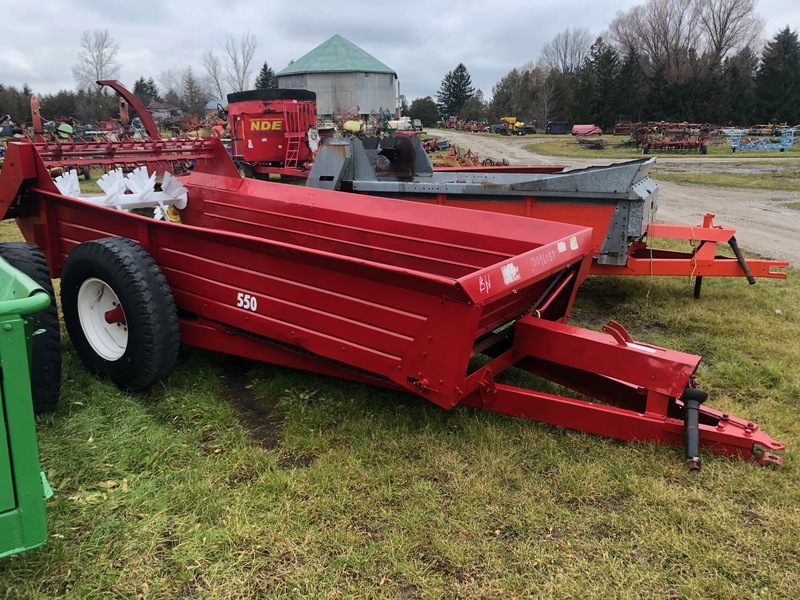 Manure Equipment  International 550 Manure Spreader ~ Double Beaters and in Great Shape! Photo