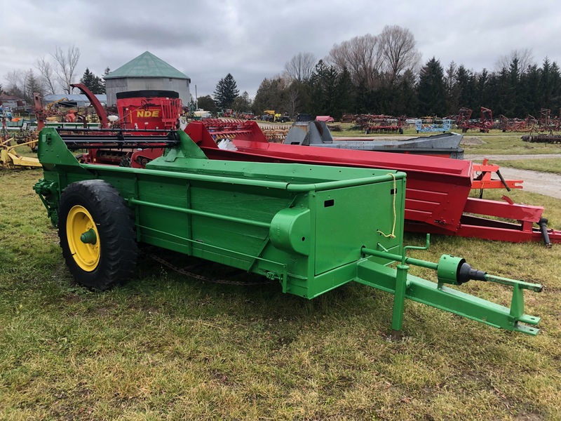 Manure Equipment  John Deere Manure Spreader - Double Beater Photo