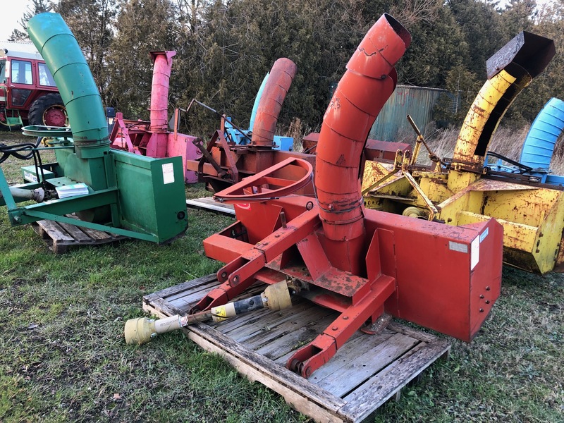 Manure Equipment  BWM Snow Blower - Hydraulic Chute, SA (Single Auger) Photo