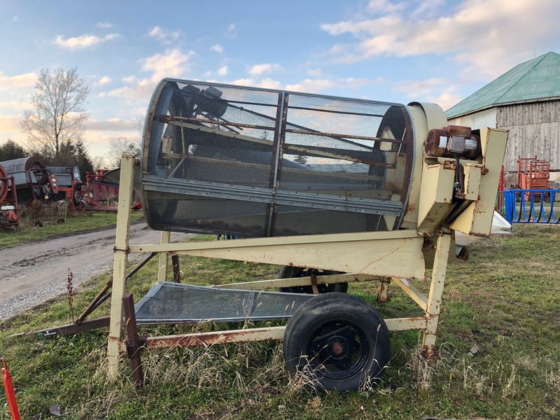 Grain Handling  NECO Grain Cleaner - 2 Stage, Electric Powered, with Fill Auger Photo