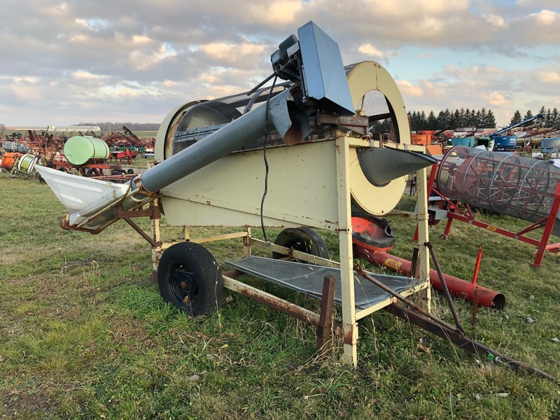 Grain Handling  NECO Grain Cleaner - 2 Stage, Electric Powered, with Fill Auger Photo