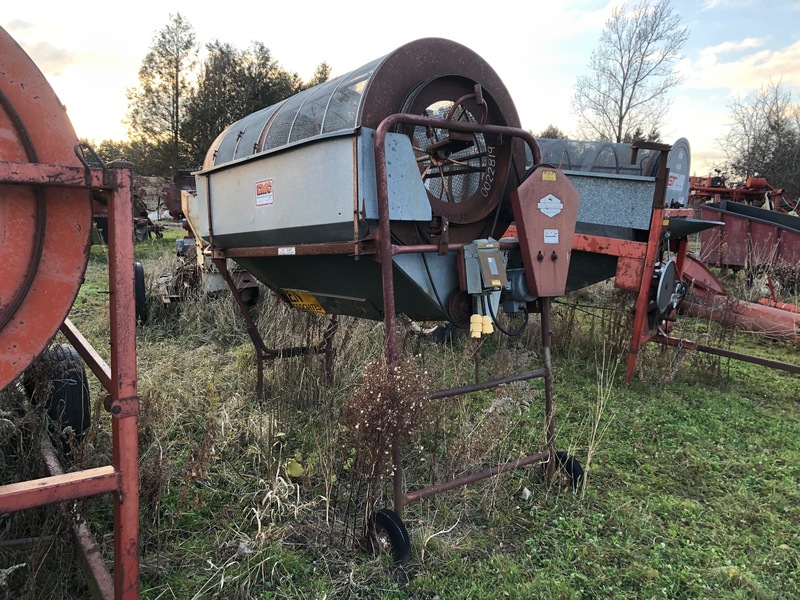 DMC Grain Cleaner - 2 Stage, Electric Powered, with Fill Auger