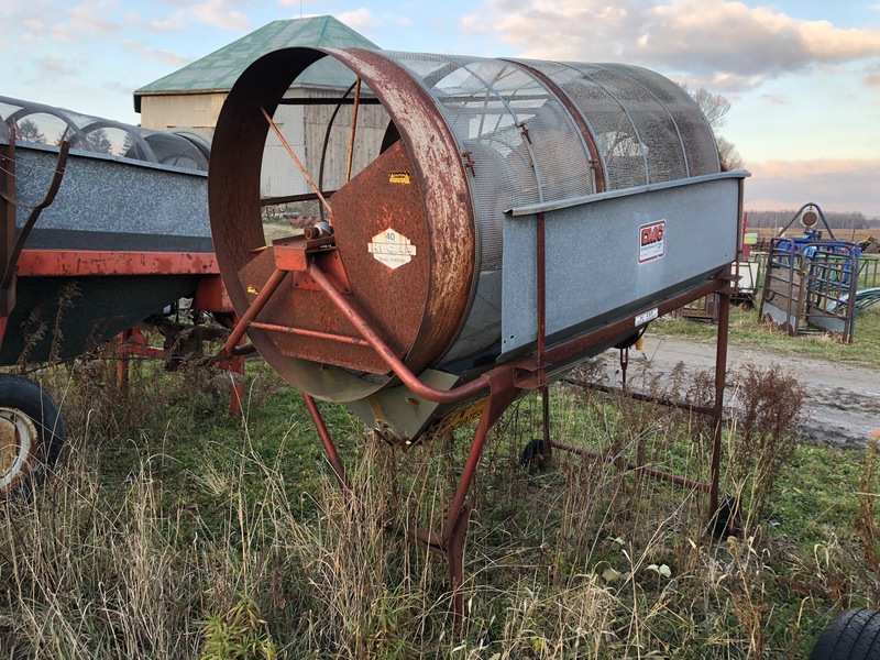 Grain Handling  DMC Grain Cleaner - 2 Stage, Electric Powered, with Fill Auger Photo