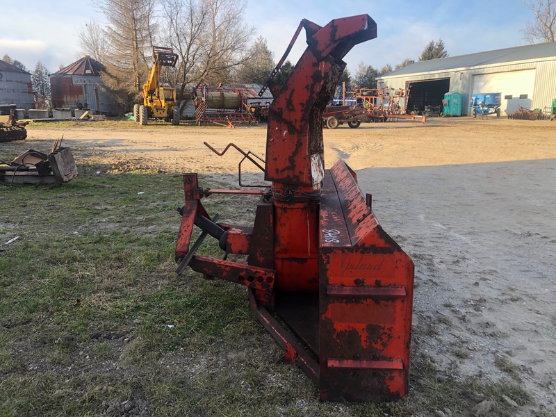 Snow Removal  Inland Snow Blower - 102", DA (Double Auger) and Manual Chute Photo