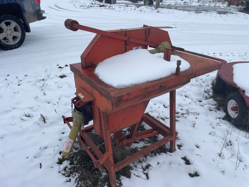 Miscellaneous  Lawrence Buzz Saw - 3pt + PTO Photo