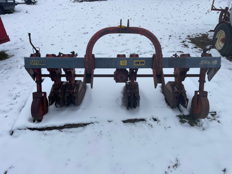 Vegetable Equipment  Badalini 4 Head Inter Row Tiller - 3pt PTO Drive Photo