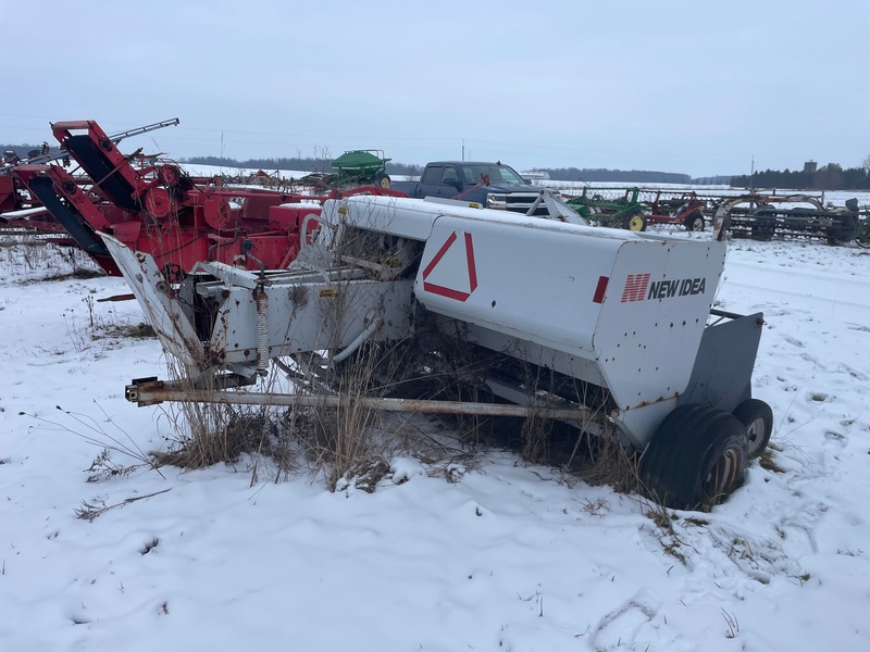 Hay/Forage/Livestock  New Idea 551 Super Sweep Small Square Baler Photo