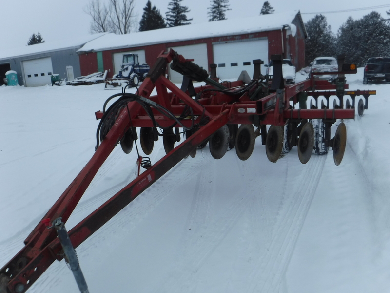 Tillage - Discs  SC-1 Brillion 5 Shank Disc Ripper - Hydraulic Gangs and Auto Reset Photo