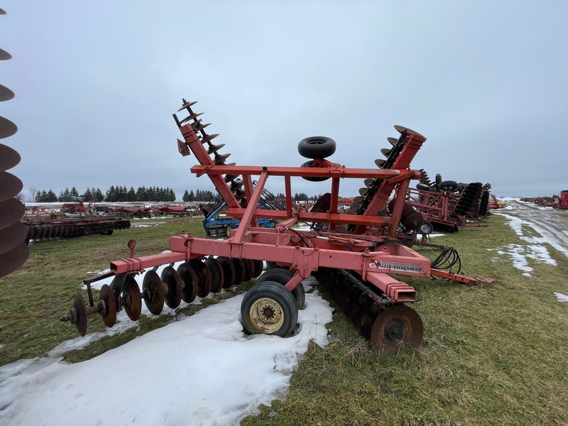 Tillage - Discs  Allis Chalmers Heavy-Duty 16ft Disc Photo