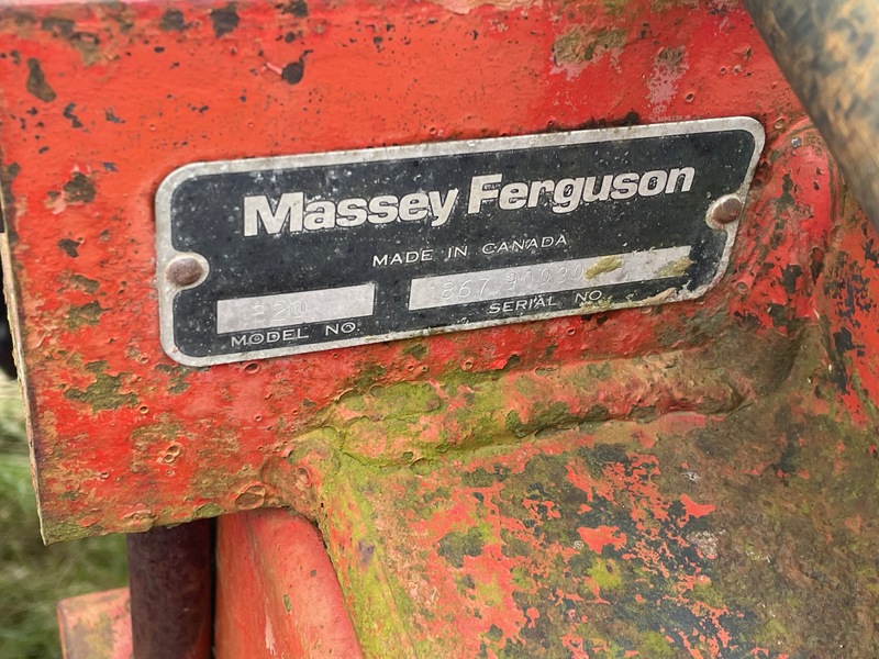 Tillage - Discs  Massey Ferguson 820 - 24' Disc Photo