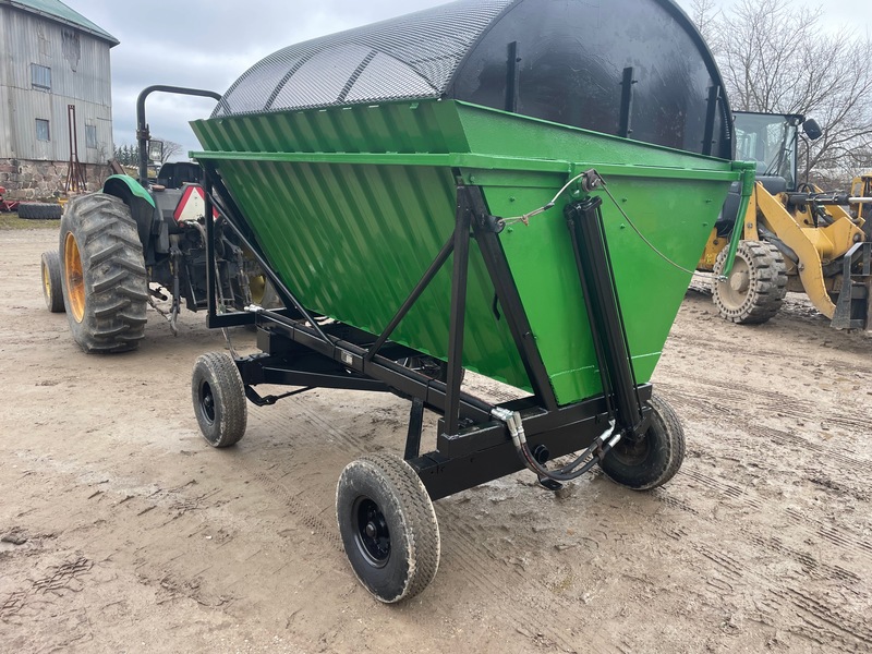 Fargo Mini High-Side Dump Wagon - Hydraulic Tip + Lift, With Cover and Cage