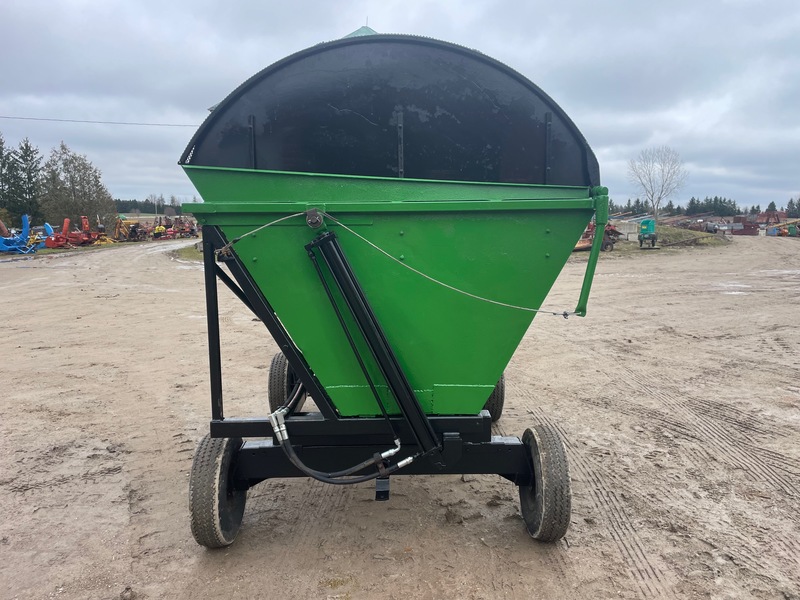 Wagons  Fargo Mini High-Side Dump Wagon - Hydraulic Tip + Lift, With Cover and Cage Photo