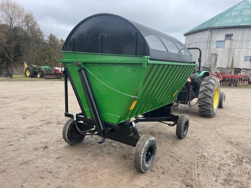 Wagons  Fargo Mini High-Side Dump Wagon - Hydraulic Tip + Lift, With Cover and Cage Photo