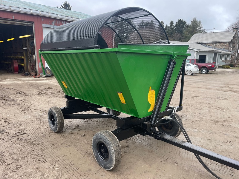 Wagons  Fargo Mini High-Side Dump Wagon - Hydraulic Tip + Lift, With Cover and Cage Photo