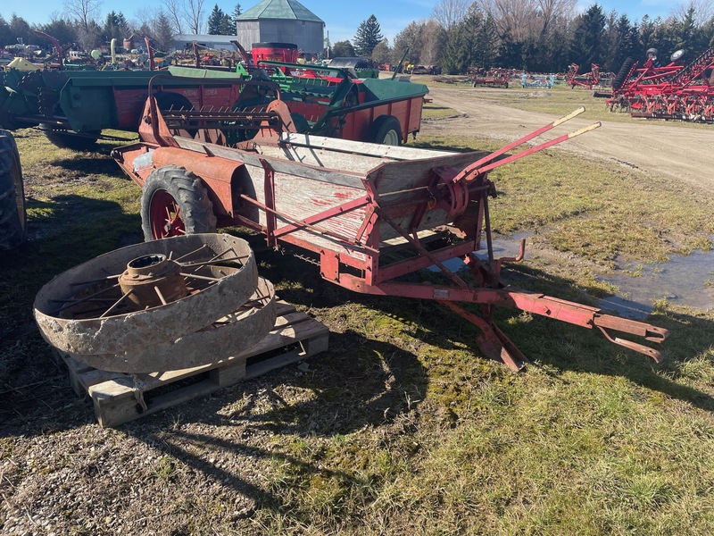 Manure Equipment  International Harvester Ground Drive Manure Spreader - 2 Beater Photo