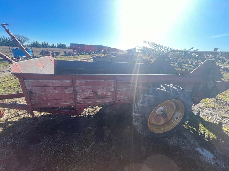 Manure Equipment  International Harvester Ground Drive Manure Spreader - 2 Beaters Photo