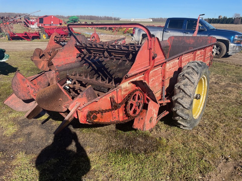 Manure Equipment  International Harvester Ground Drive Manure Spreader - 2 Beaters Photo