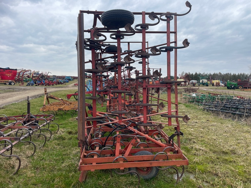 Tillage - Cultivators  Kongskilde Cultivator (18ft) - 3pth Photo