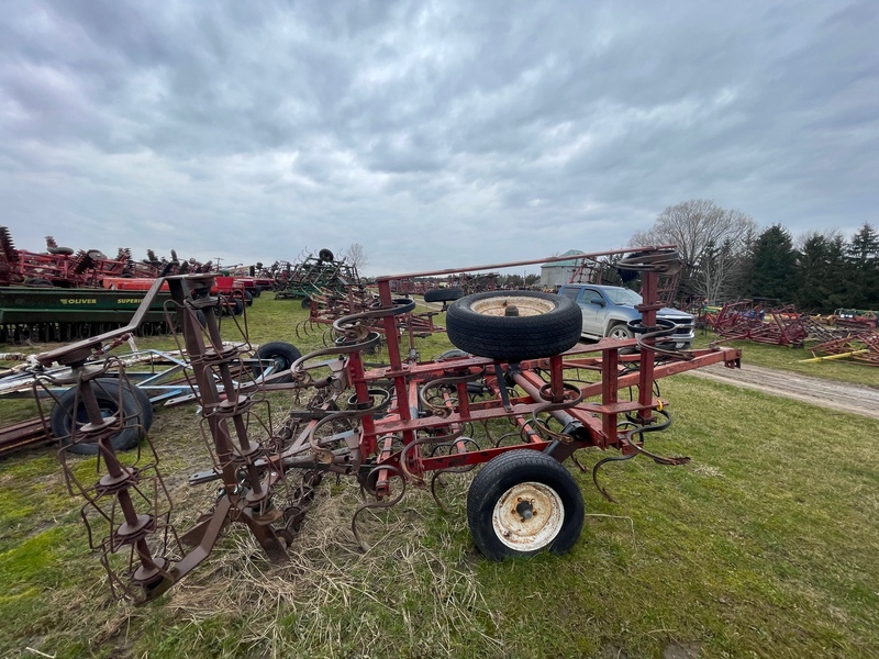 Tillage - Cultivators  Vicon Cultivator (18ft) - Rolling Baskets Photo