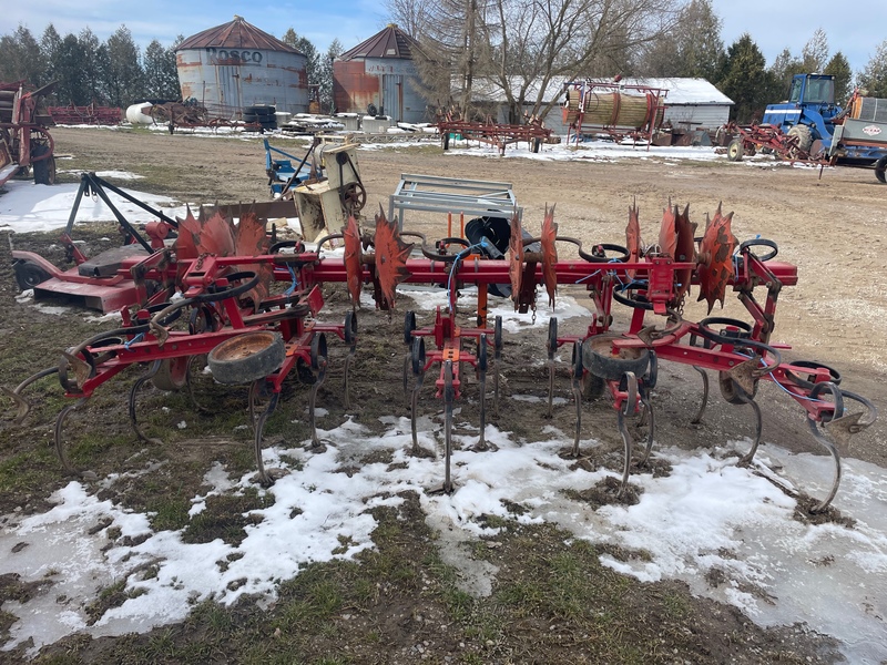 Tillage - Cultivators  Kongskilde 4 Row | Row-crop Cultivator Photo