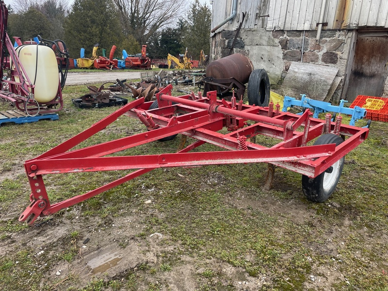 Tillage - Plows  Graham Chisel Plow - 7 Shank Photo