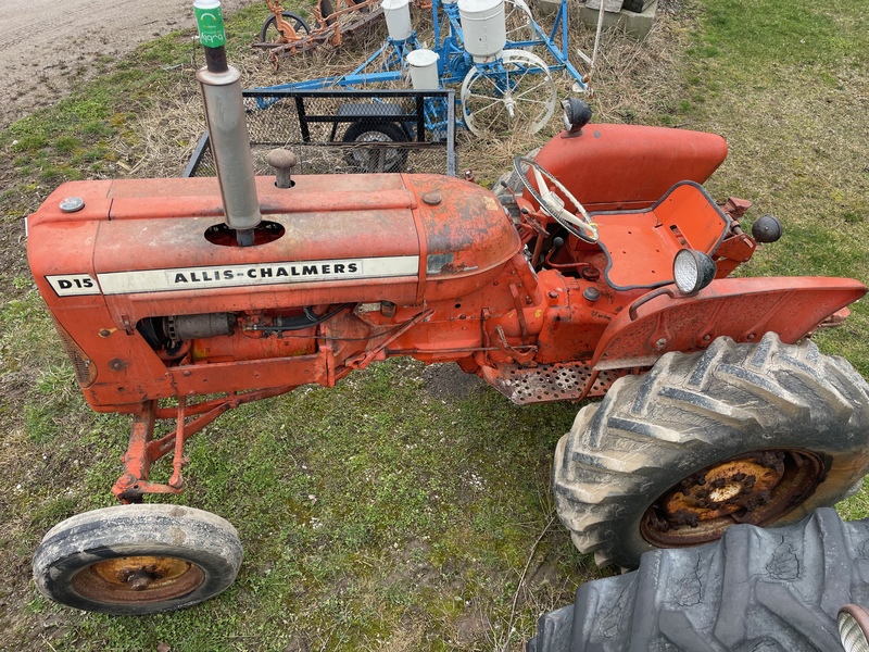 Tractors  Allis Chalmers D15 Series 2 Tractor | Power Steering | Gas Powered | 3pth Adaptor | Photo