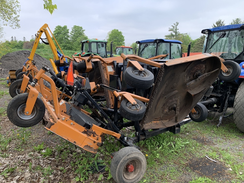 New Holland Powerstar 75 Tractor w/Woods Tri-deck finishing mower