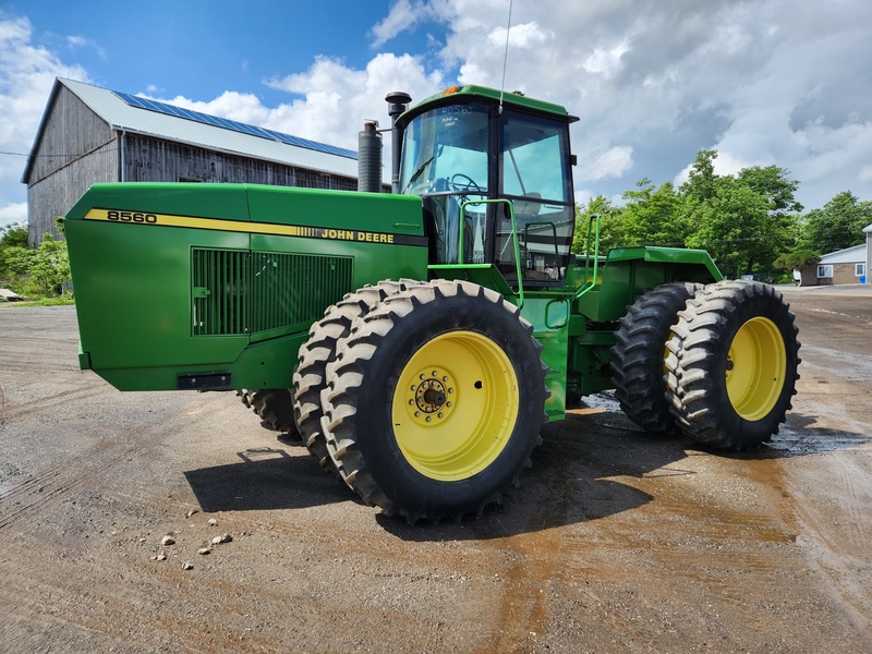 Tractors - Farm  John Deere 8560 Tractor  Photo