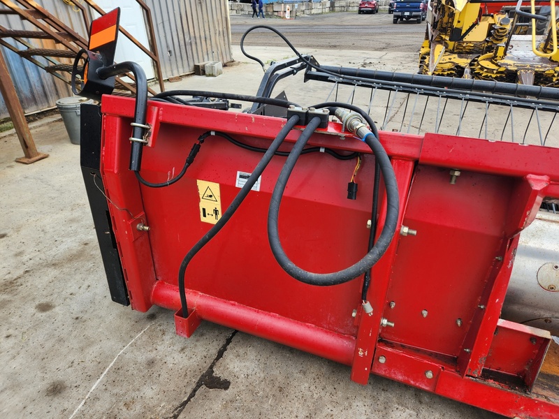 Combines & Harvesting Equipment  Case IH 2015 Pickup Head  Photo