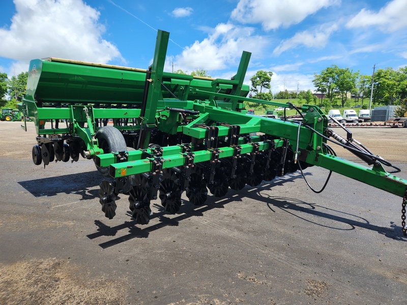 Planting Equipment  Great Plains 1500 No-Till Drill  Photo