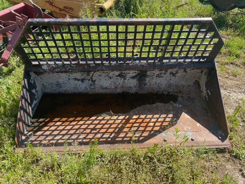 Hay/Forage/Livestock  CAT Low Profile Bucket - Quick Attach and Skid Steer Photo