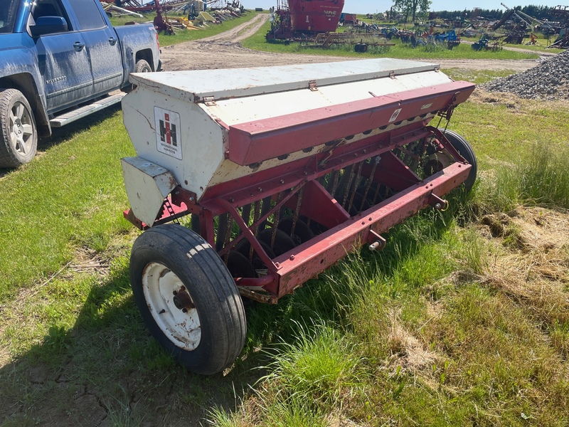 Planting  International Harvester 10 Seed Drill | Semi-mount, 13 Row Photo