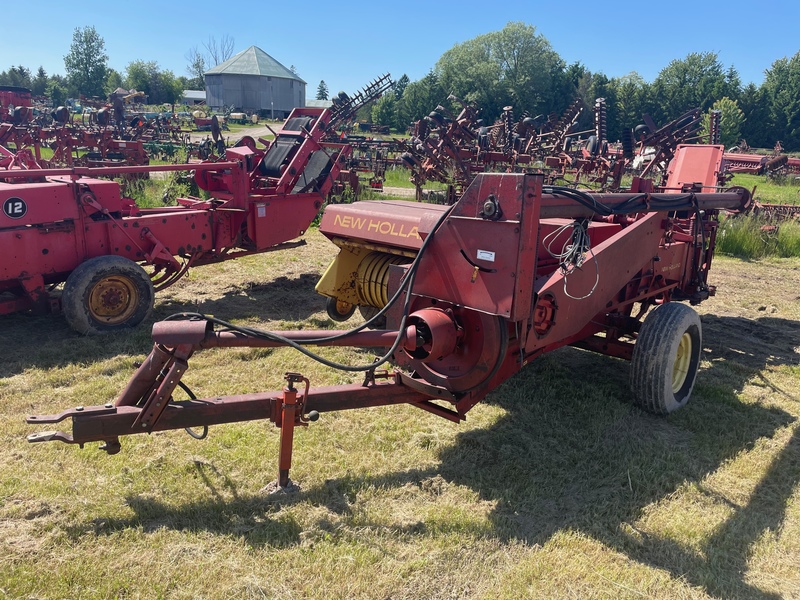 Hay/Forage/Livestock  New Holland 273 Square Baler with Thrower Photo